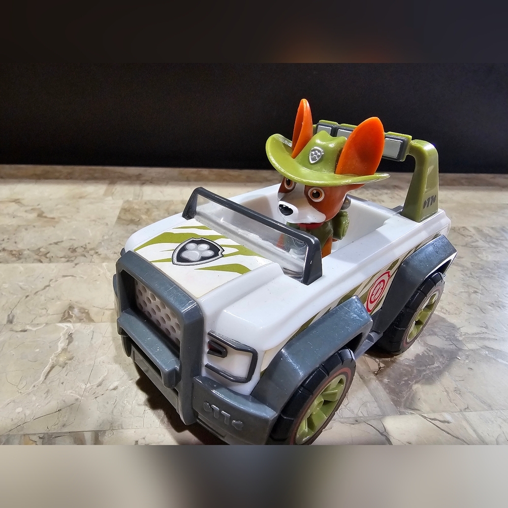 Paw Patrol Jungle Rescue Cruiser Vehicle Car Tracker Figure Pup Dog Push…